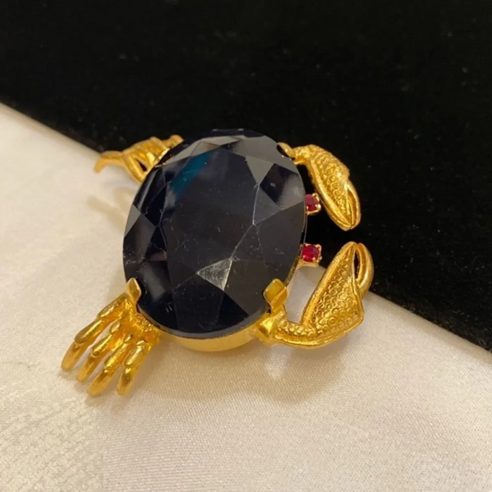 Vintage Gold And Black Figural Crab Brooch